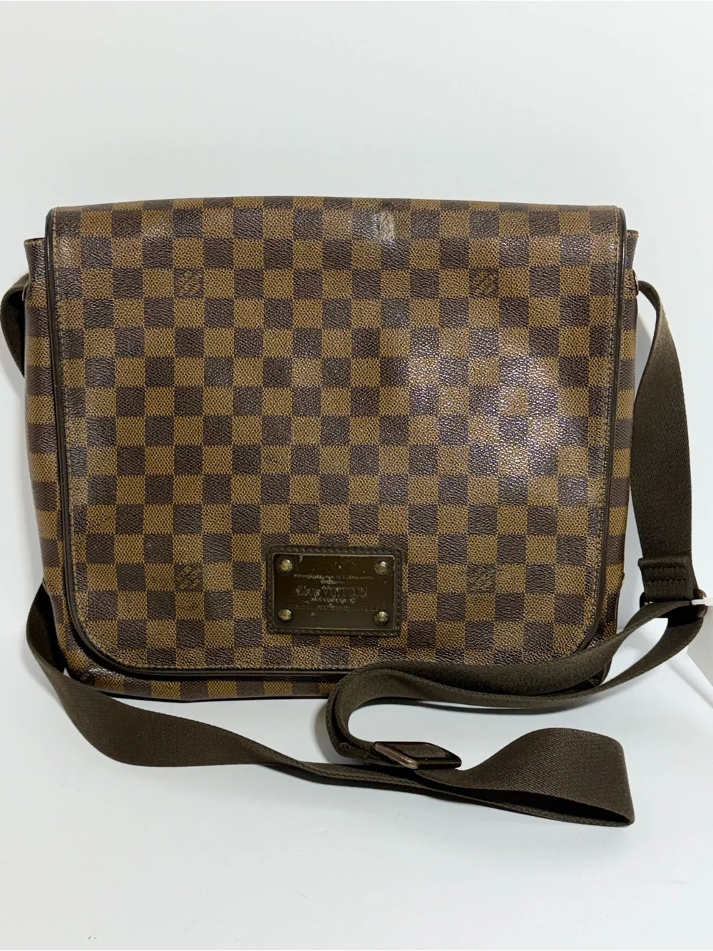 SOLD Louis Vuitton Messenger Bag